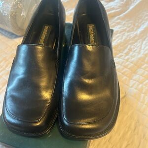 Harve Benard Sleek Black Leather Loafers